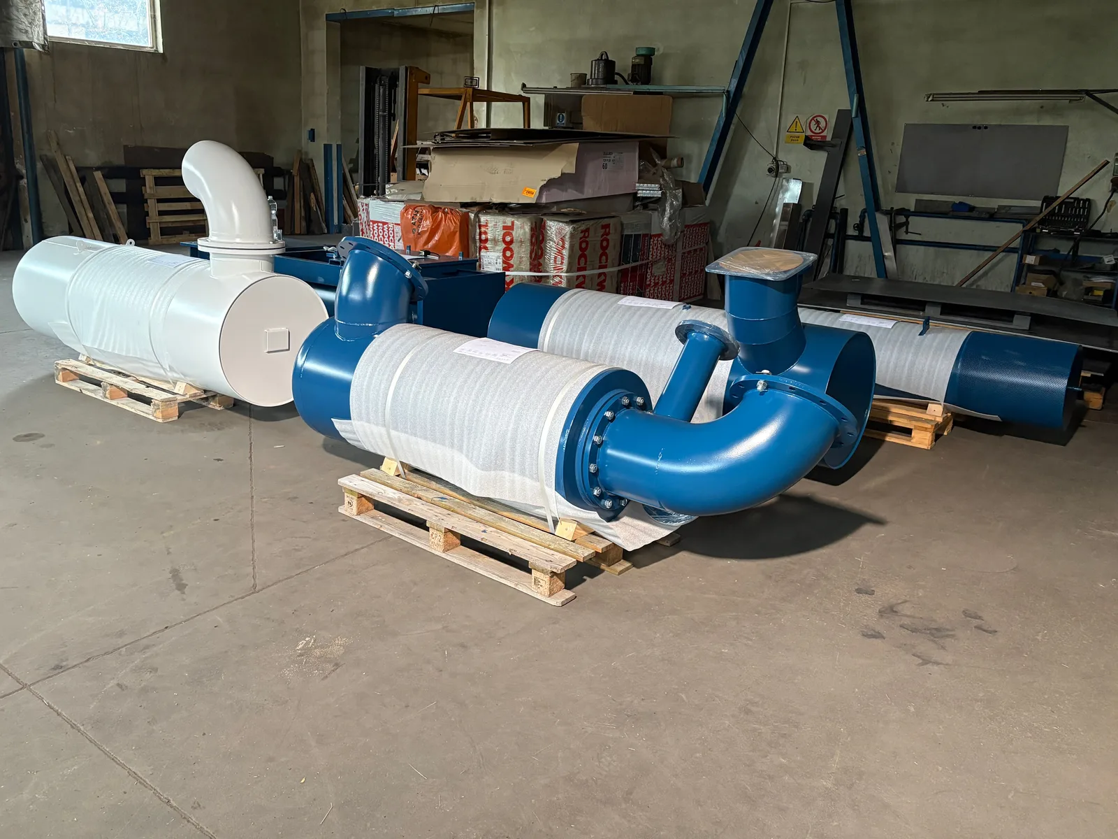 Complete silencer sets for a blower manufacturer's machine packages: Netherlands